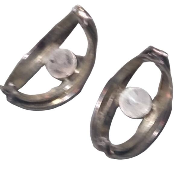 Vintage Classic Brilliant Sparkle Earrings - Picture 7 of 8